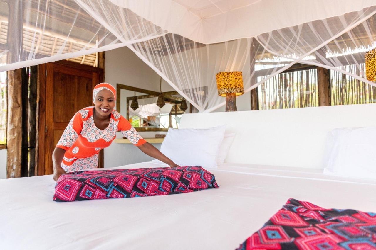 Hotel Jua Retreat à Michamvi Extérieur photo