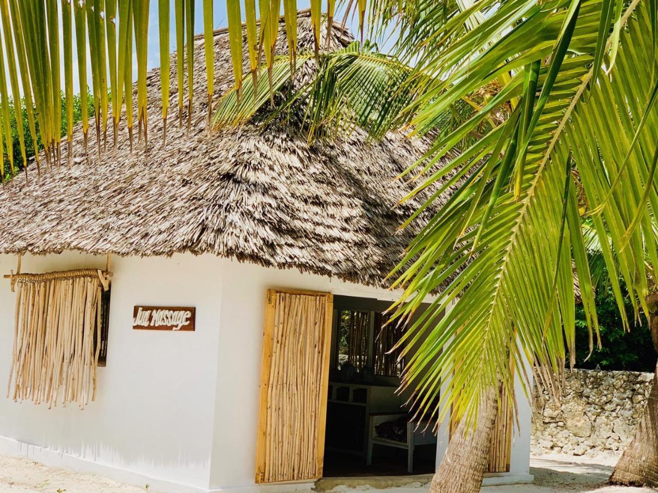 Hotel Jua Retreat à Michamvi Extérieur photo
